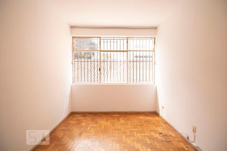 Sala de apartamento para alugar com 2 quartos, 70m² em Funcionários, Belo Horizonte