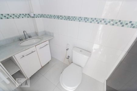 Banheiro social de casa à venda com 3 quartos, 87m² em Vargem Pequena, Rio de Janeiro