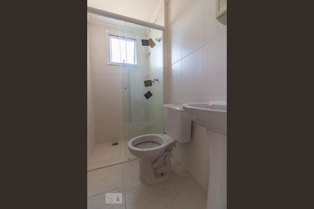 Banheiro do Quarto 1 de apartamento para alugar com 2 quartos, 58m² em Barcelona, São Caetano do Sul