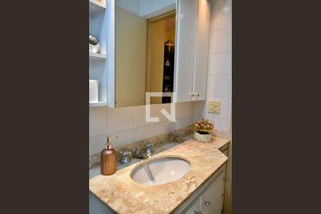 Apartamento para alugar com 101m², 3 quartos e 2 vagasBanheiro Social