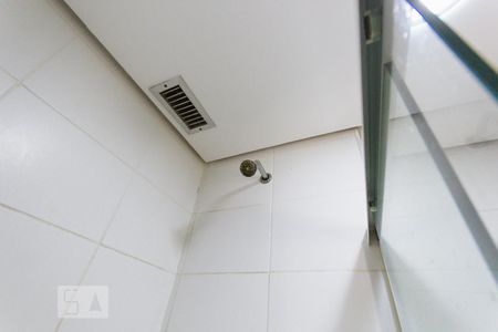 Banheiro de apartamento à venda com 2 quartos, 49m² em Anil, Rio de Janeiro