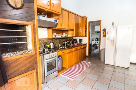 Apartamento à venda com 147m², 2 quartos e 2 vagas Apartamento à venda com 147m², 2 quartos e 2 vagasCozinha