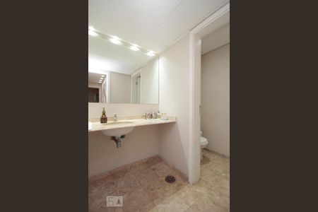 Apartamento à venda com 330m², 4 quartos e 3 vagasLavabo