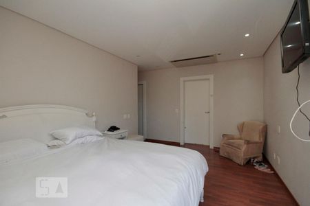 Apartamento à venda com 330m², 4 quartos e 3 vagasSuíte 4