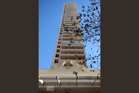 Apartamento à venda com 330m², 4 quartos e 3 vagasFachada