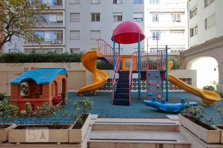 Apartamento à venda com 330m², 4 quartos e 3 vagasPlayground