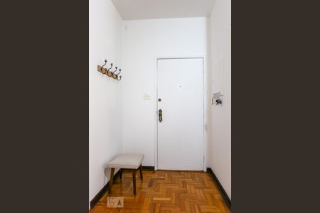 Hall de Entrada de apartamento à venda com 3 quartos, 120m² em Bela Vista, São Paulo