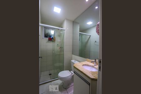 Banheiro de apartamento para alugar com 2 quartos, 49m² em Jardim Celeste, São Paulo