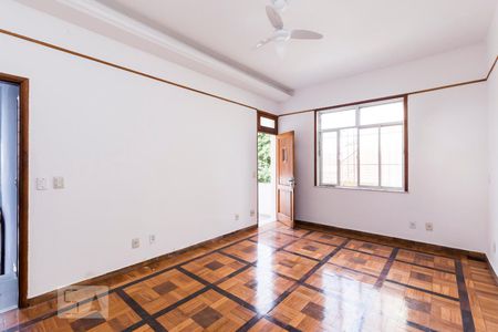 Casa para alugar com 120m², 3 quartos e sem vagaSala