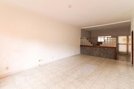 Sala de casa para alugar com 3 quartos, 100m² em Vargem Pequena, Rio de Janeiro