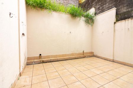 Casa à venda com 150m², 3 quartos e 3 vagas Casa à venda com 150m², 3 quartos e 3 vagasÁrea de Serviço