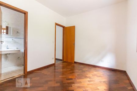 Casa à venda com 150m², 3 quartos e 3 vagas Casa à venda com 150m², 3 quartos e 3 vagasSuíte 1