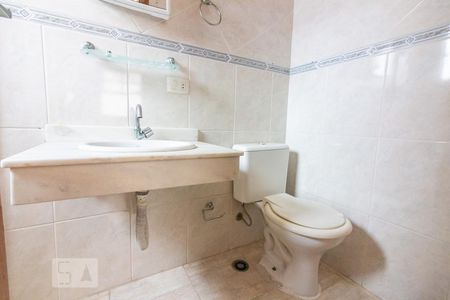 Casa à venda com 150m², 3 quartos e 3 vagas Casa à venda com 150m², 3 quartos e 3 vagasBanheiro da Suíte 1