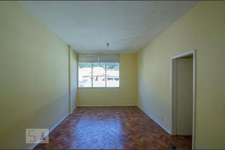 Sala de Apartamento com 2 quartos, 82m² Tijuca