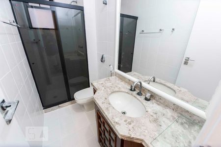 Banheiro de apartamento para alugar com 3 quartos, 104m² em Recreio dos Bandeirantes, Rio de Janeiro
