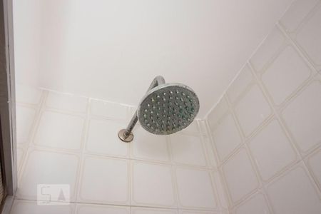 Apartamento para alugar com 69m², 2 quartos e 1 vagaChuveiro