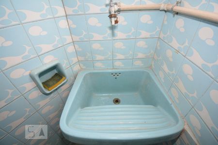 Apartamento para alugar com 79m², 2 quartos e sem vagaCozinha e Área de Serviço
