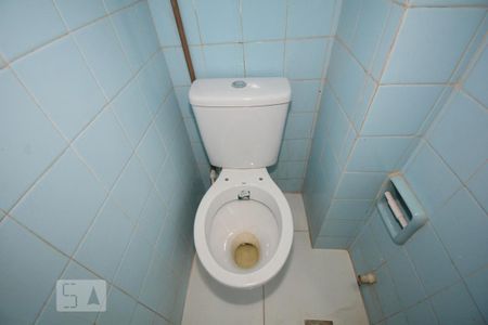 Apartamento para alugar com 79m², 2 quartos e sem vagaBanheiro de Serviço