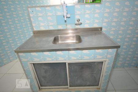 Apartamento para alugar com 79m², 2 quartos e sem vagaCozinha e Área de Serviço