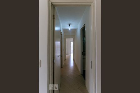 Corredor de apartamento à venda com 3 quartos, 87m² em Vila Mariana, São Paulo