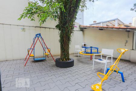 Apartamento à venda com 87m², 3 quartos e 2 vagas Apartamento à venda com 87m², 3 quartos e 2 vagasÁrea Comum - Playground