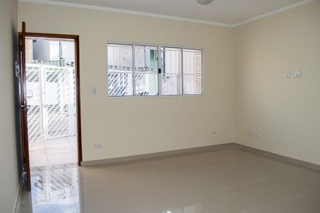 SALA de casa para alugar com 2 quartos, 80m² em Parque Peruche, São Paulo
