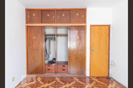 Apartamento à venda com 80m², 3 quartos e 1 vaga Apartamento à venda com 80m², 3 quartos e 1 vagaQuarto 2