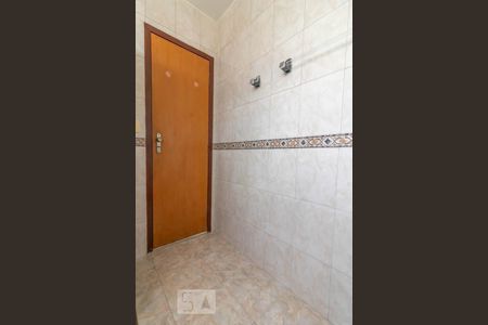 Banheiro de apartamento à venda com 3 quartos, 80m² em Concórdia, Belo Horizonte