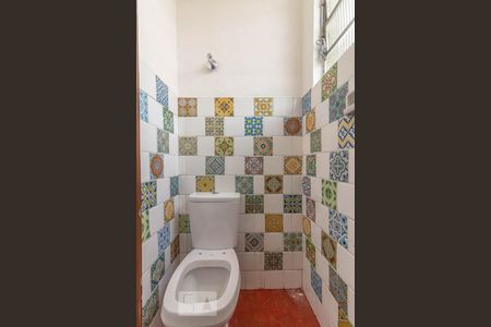 Apartamento à venda com 80m², 3 quartos e 1 vaga Apartamento à venda com 80m², 3 quartos e 1 vagaBanheiro de Serviço