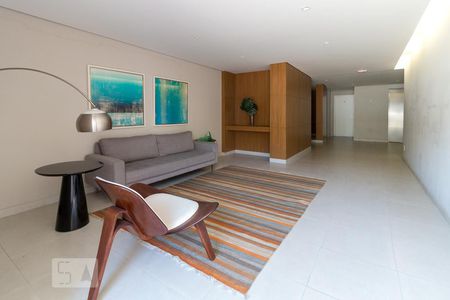 Apartamento para alugar com 67m², 2 quartos e 1 vagaHall de entrada do prédio