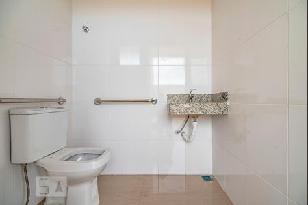 Apartamento à venda com 58m², 2 quartos e 2 vagasBanheiro do Salão de Festas