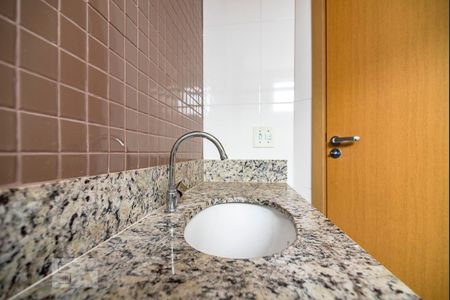 Apartamento à venda com 58m², 2 quartos e 2 vagasBanheiro da Suíte