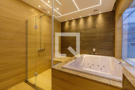 Apartamento à venda com 316m², 4 quartos e 2 vagasBanheiro da Cobertura