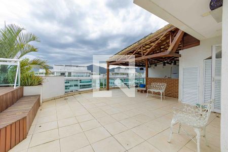 Apartamento à venda com 316m², 4 quartos e 2 vagasCobertura