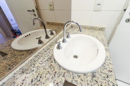Apartamento à venda com 316m², 4 quartos e 2 vagasBanheiro da Suíte