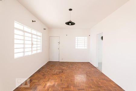 Sala  de apartamento para alugar com 2 quartos, 100m² em Jardim da Glória, São Paulo