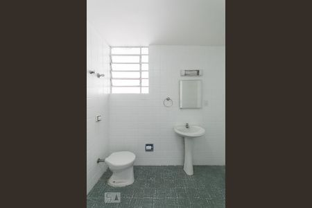 Banheiro  de apartamento para alugar com 2 quartos, 100m² em Jardim da Glória, São Paulo