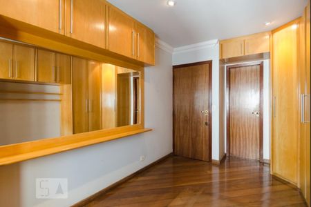 Apartamento para alugar com 150m², 3 quartos e 2 vagas Apartamento para alugar com 150m², 3 quartos e 2 vagasQuarto da suíte 2