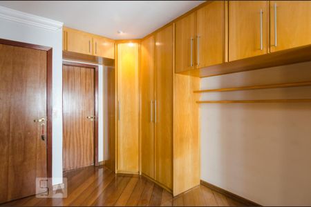 Apartamento para alugar com 150m², 3 quartos e 2 vagas Apartamento para alugar com 150m², 3 quartos e 2 vagasQuarto da suíte 2