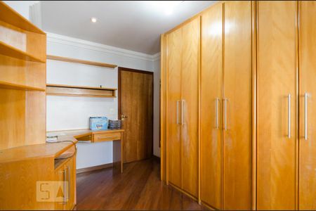Apartamento para alugar com 150m², 3 quartos e 2 vagas Apartamento para alugar com 150m², 3 quartos e 2 vagasQuarto