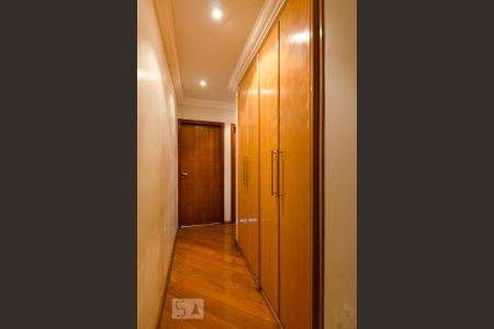 Apartamento para alugar com 150m², 3 quartos e 2 vagas Apartamento para alugar com 150m², 3 quartos e 2 vagasCorredor