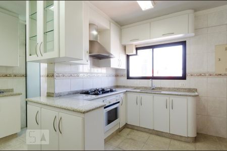 Apartamento para alugar com 150m², 3 quartos e 2 vagas Apartamento para alugar com 150m², 3 quartos e 2 vagasCozinha