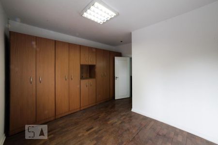 Casa para alugar com 140m², 3 quartos e 3 vagasSuíte