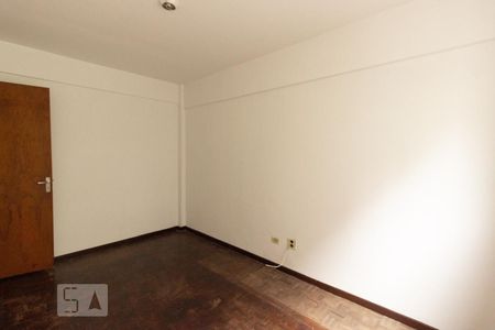 Quarto de apartamento para alugar com 1 quarto, 34m² em Centro, Curitiba