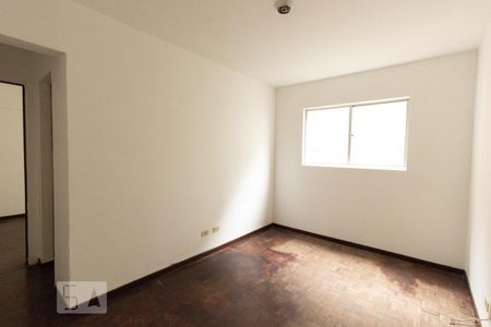 Sala de apartamento para alugar com 1 quarto, 34m² em Centro, Curitiba
