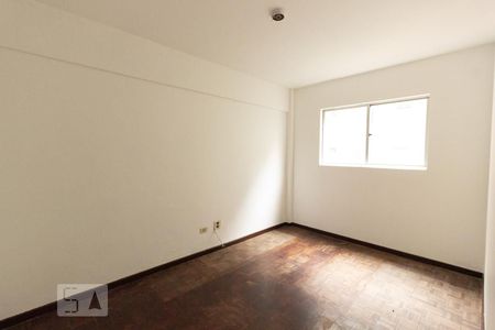 Quarto de apartamento para alugar com 1 quarto, 34m² em Centro, Curitiba