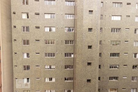 Sala - vista de apartamento para alugar com 1 quarto, 34m² em Centro, Curitiba