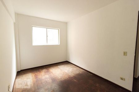 Quarto  de apartamento para alugar com 1 quarto, 34m² em Centro, Curitiba