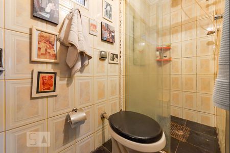 Banheiro 1 de kitnet/studio para alugar com 1 quarto, 82m² em Vila Madalena, São Paulo