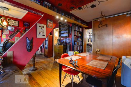 Studio à venda com 82m², 1 quarto e sem vaga Studio à venda com 82m², 1 quarto e sem vagaSala